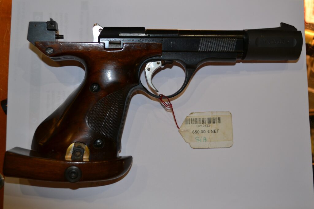 UNIQUE DES  69 occasion armurerie bernizan armurerie bayonne