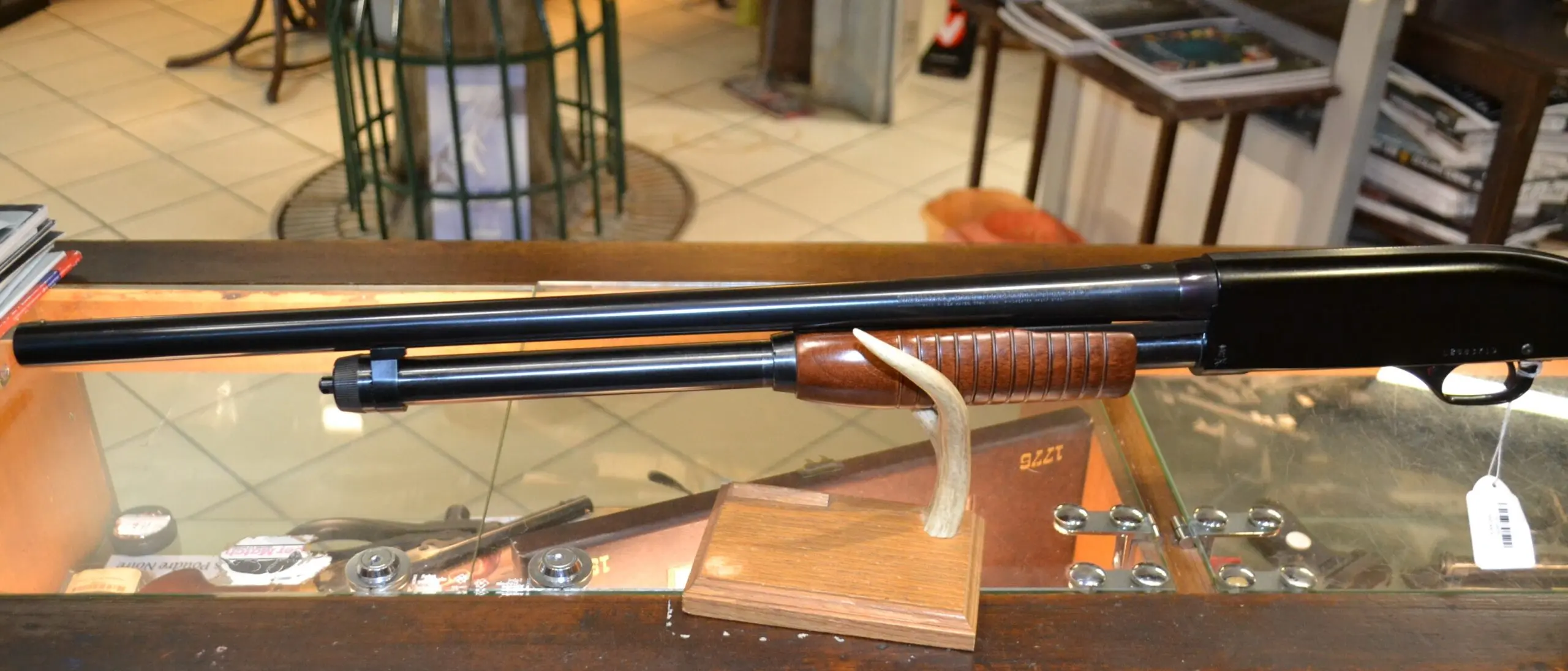 WINCHESTER 1300 DEFENDER ARMURERIE BERNIZAN -ARMURERIE BAYONNE