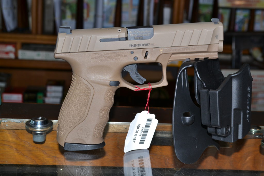 Stoeger STR-9 FDE armurerie BERNIZAN