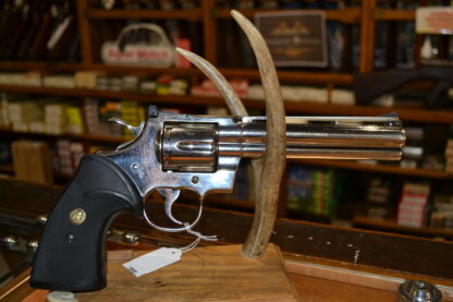 REVOLVER COLT PYTHON 6″ 357MAG