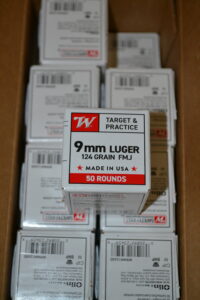 Munitions WINCHESTER 9x19mm ARMURERIE BERNIZAN BAYONNE