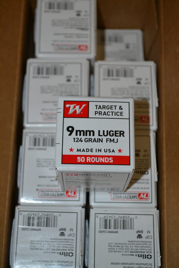 Munitions WINCHESTER 9x19mm ARMURERIE BERNIZAN BAYONNE